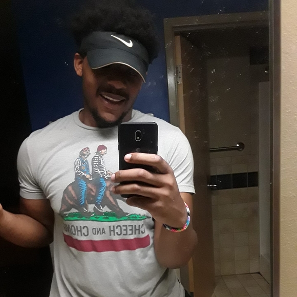 Meet your Posher, Tyler - Picture 1 of 1